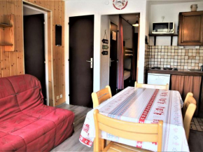 Appartement lumineux 2 pièces cabine, balcon, au pied des pistes - 4 couchages - Auris en Oisans - FR-1-297-75